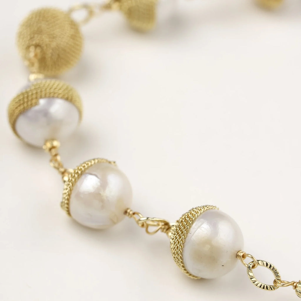 VeriGirl Golden Pearl Bracelet