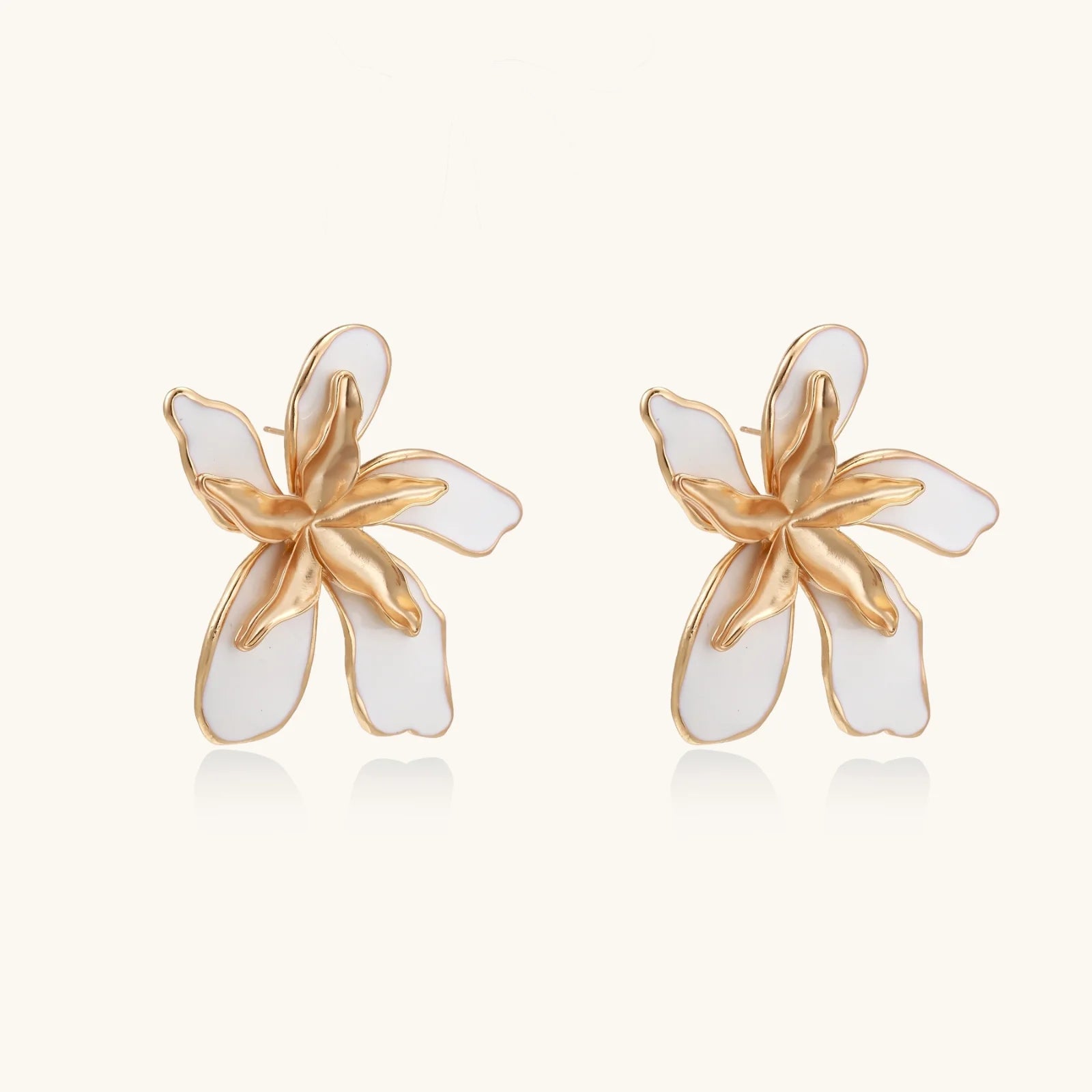 VeriGirl Lily Flower Studs